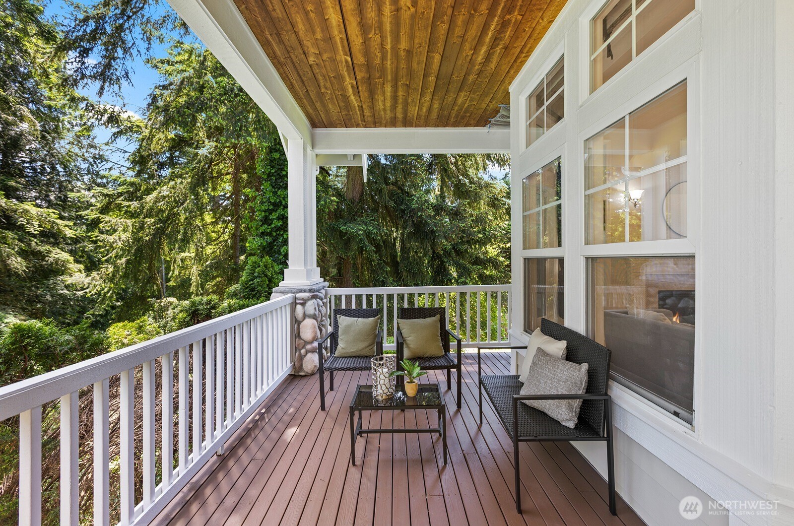 1239 216th Avenue NE Sammamish WA 98074