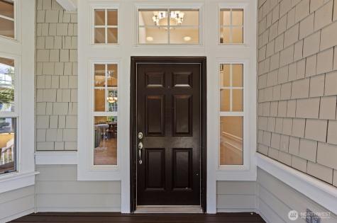 1239 216th Avenue NE Sammamish WA 98074