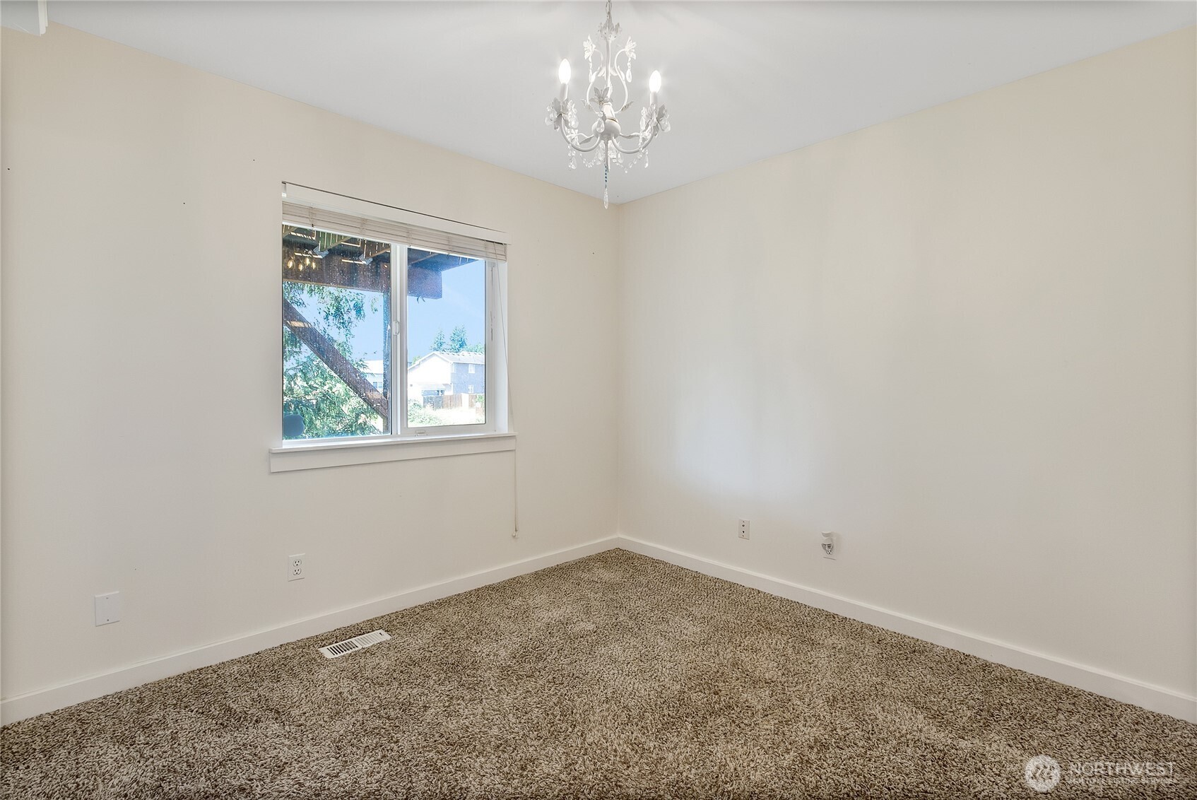 16022 89th Avenue E Puyallup WA 98375