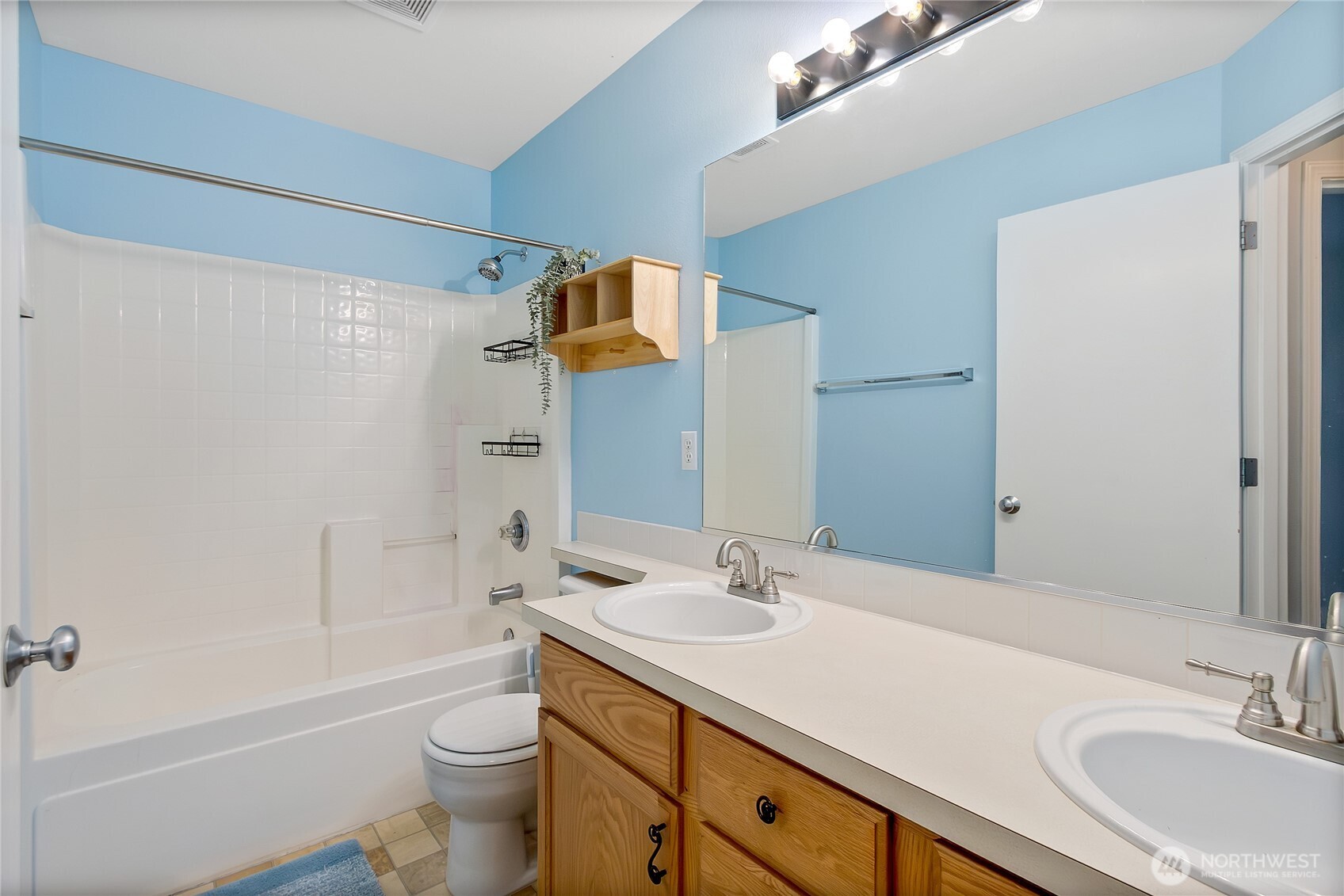 16022 89th Avenue E Puyallup WA 98375