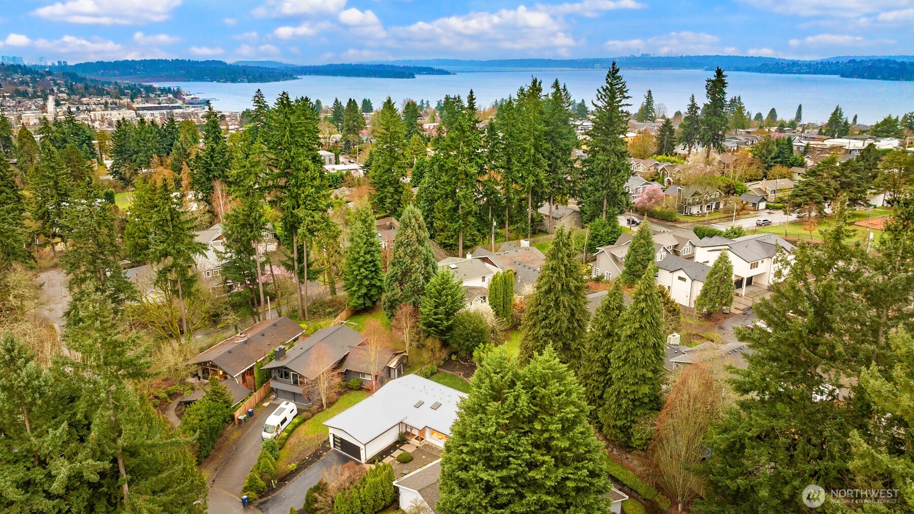 1513 3rd Place Kirkland WA 98033