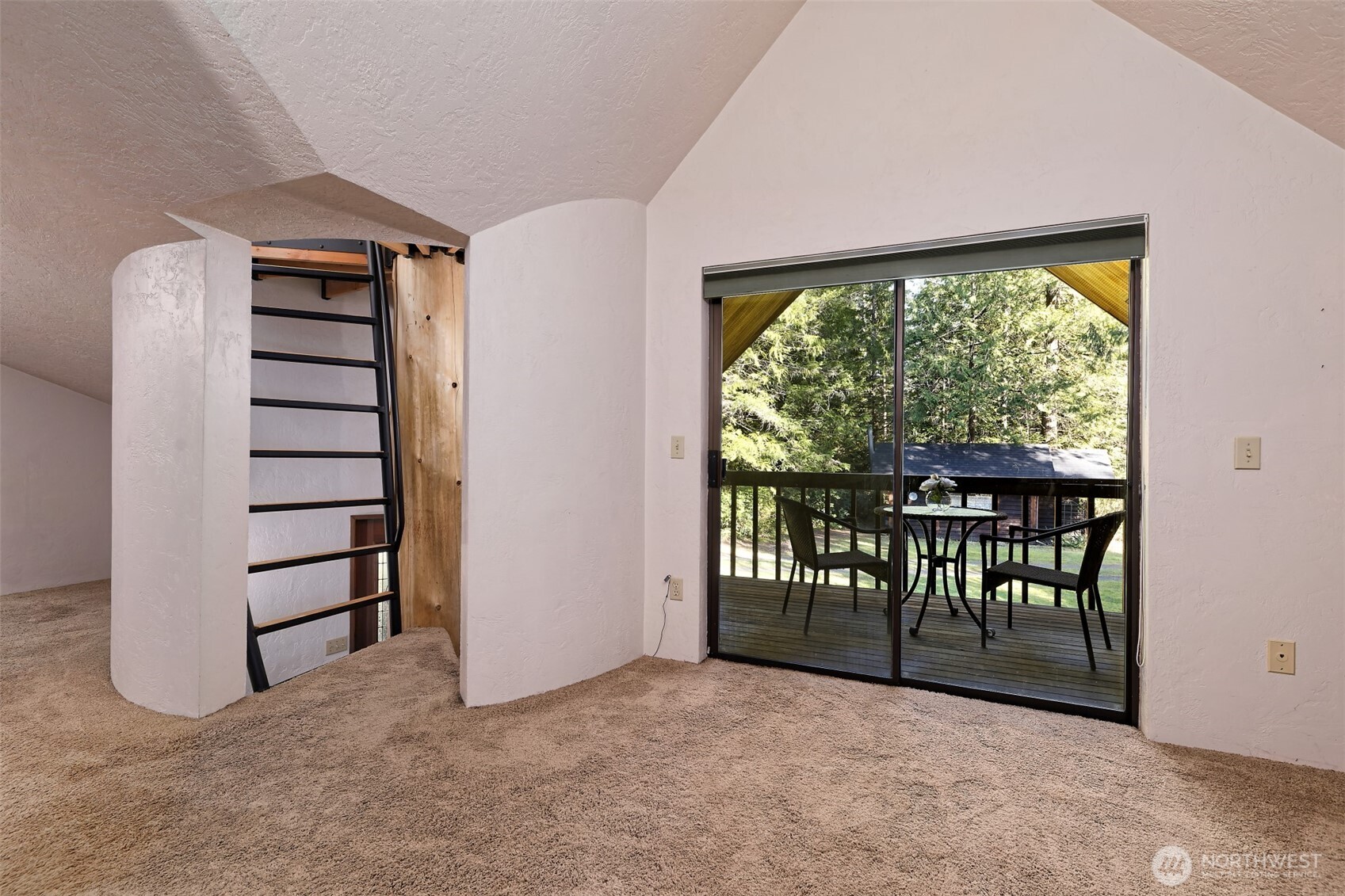 6041 E Agate Road Shelton WA 98584