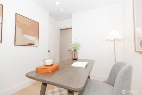 1530 25th Avenue Seattle WA 98122