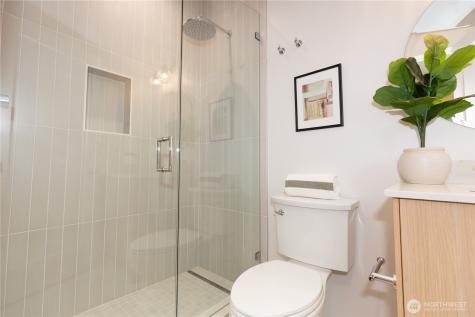 1530 25th Avenue Seattle WA 98122