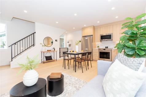 1530 25th Avenue Seattle WA 98122