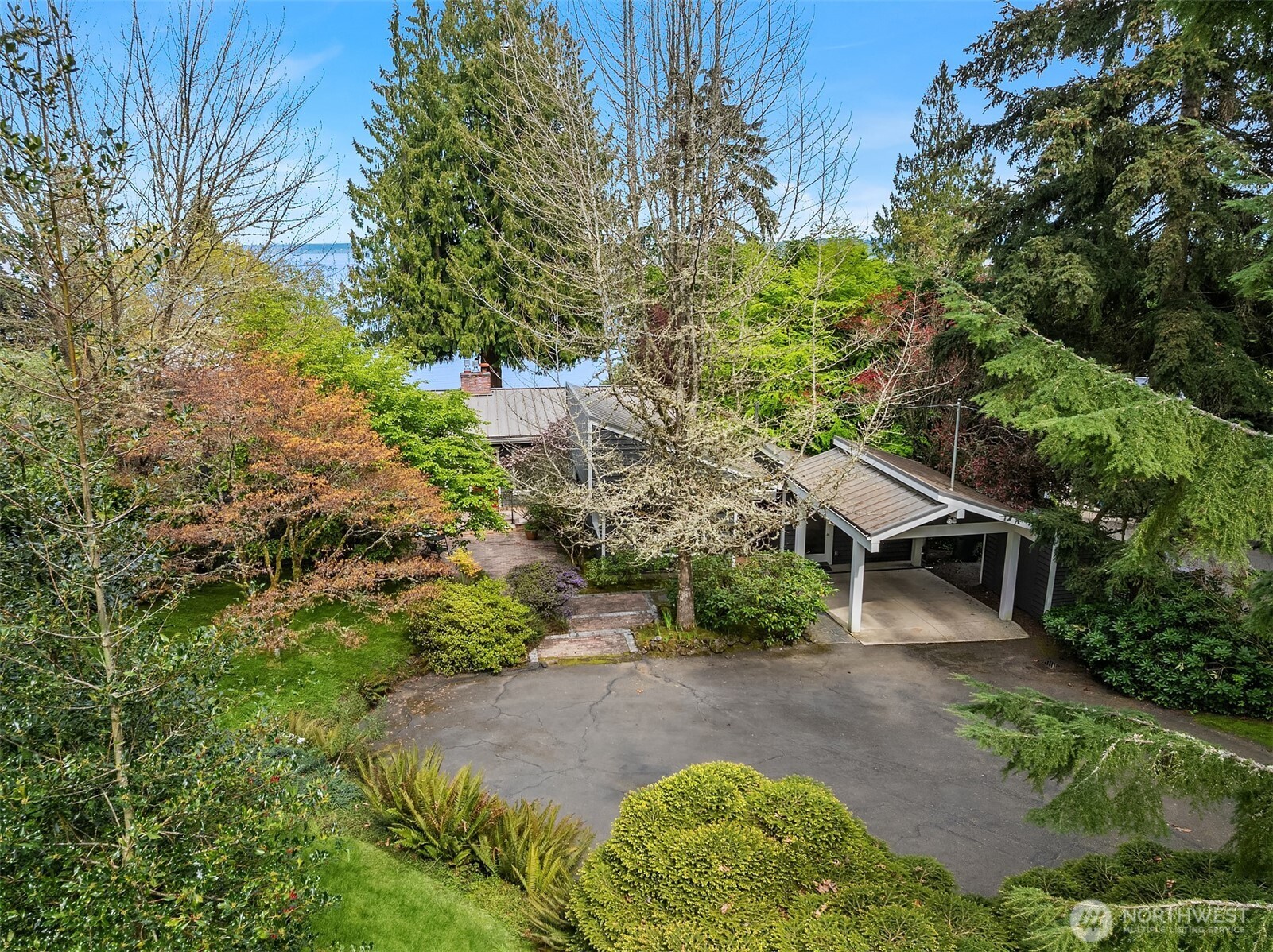 7946 Grand Avenue NE Bainbridge Island WA 98110