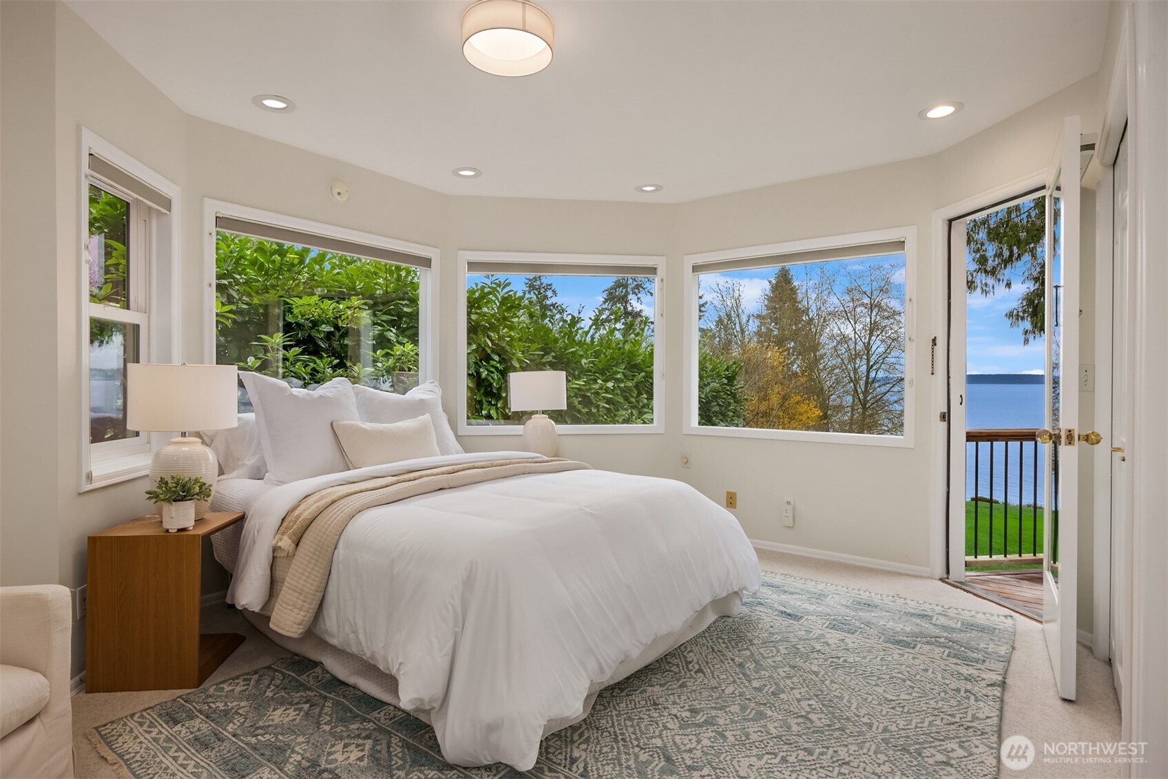 7946 Grand Avenue NE Bainbridge Island WA 98110