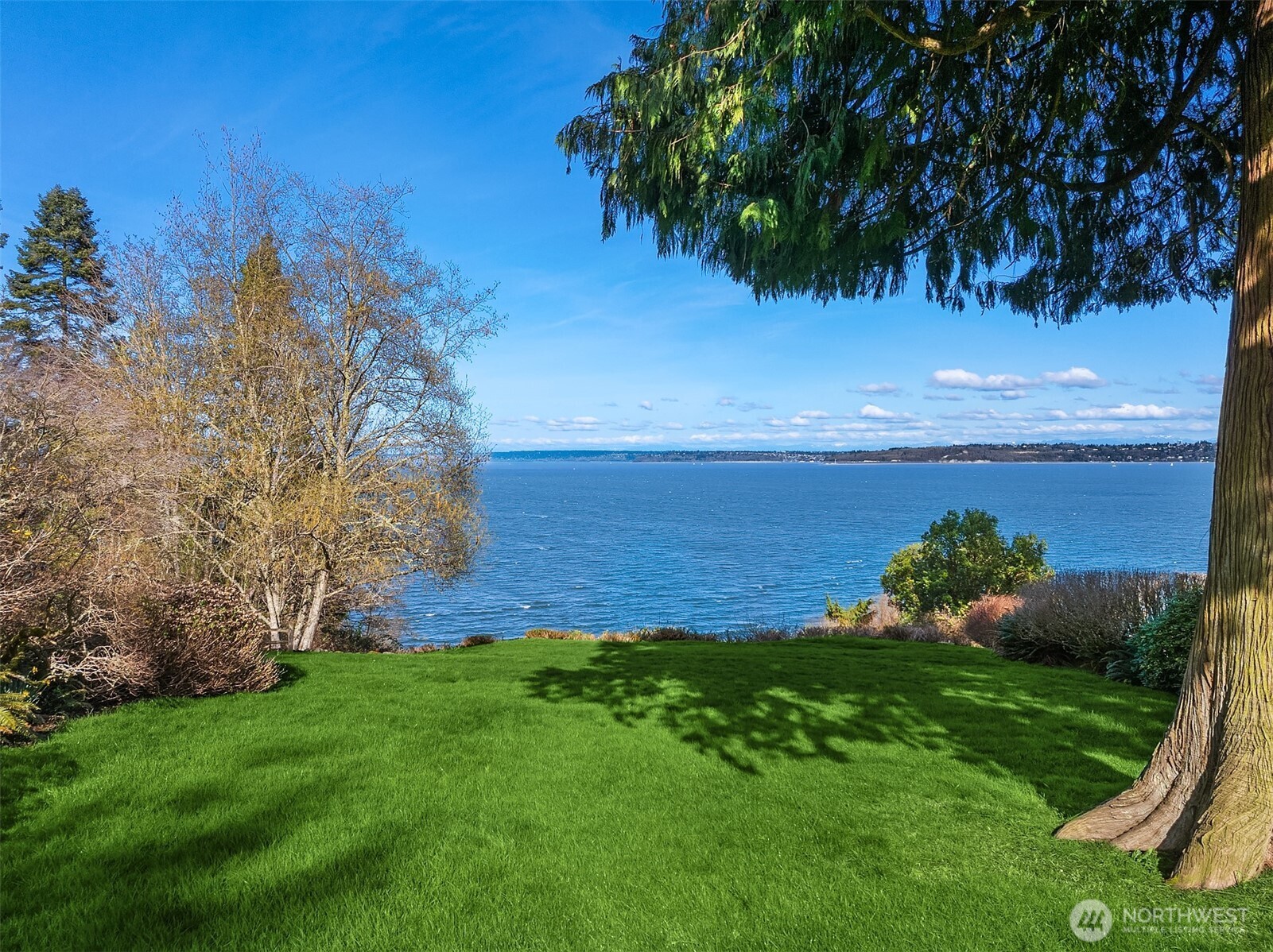 7946 Grand Avenue NE Bainbridge Island WA 98110