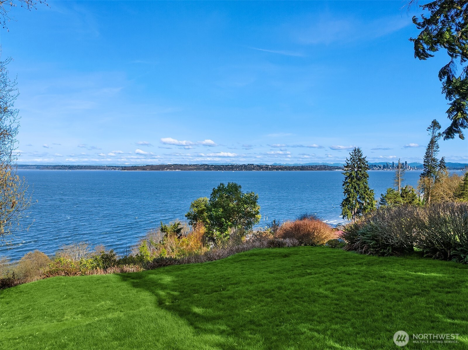7946 Grand Avenue NE Bainbridge Island WA 98110