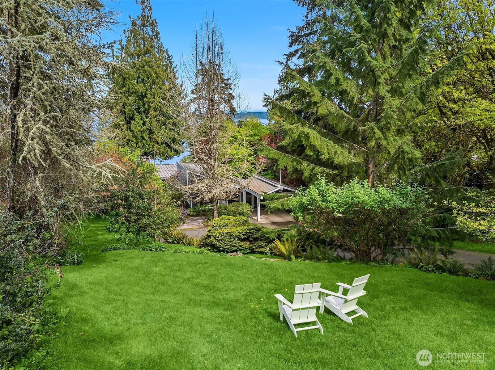 7946 Grand Avenue NE Bainbridge Island WA 98110