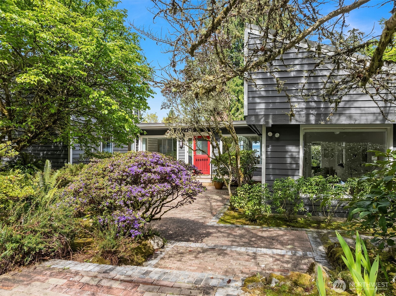 7946 Grand Avenue NE Bainbridge Island WA 98110
