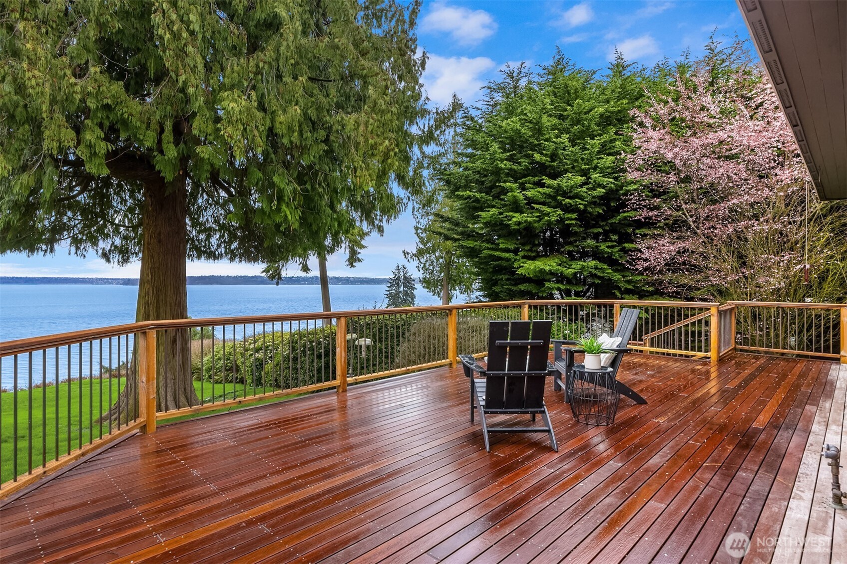 7946 Grand Avenue NE Bainbridge Island WA 98110