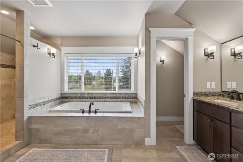 12322 Mundy Loss Rd. E Buckley WA 98321