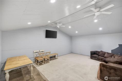 12322 Mundy Loss Rd. E Buckley WA 98321