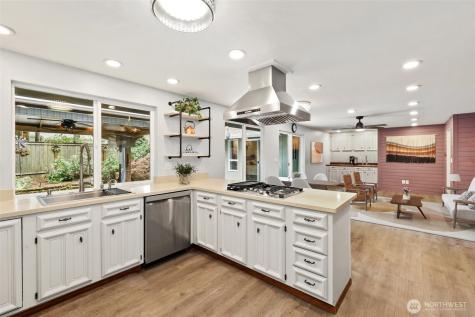 8930 Park Ridge Drive W University Place WA 98467