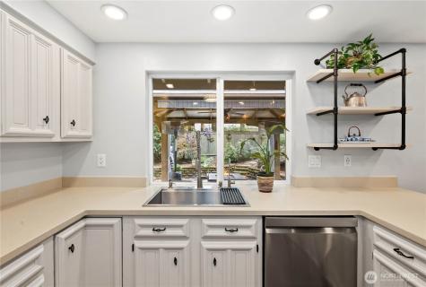 8930 Park Ridge Drive W University Place WA 98467