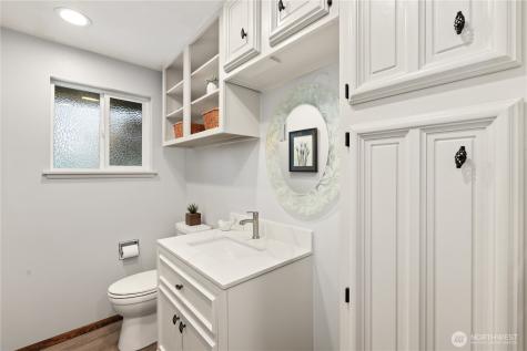 8930 Park Ridge Drive W University Place WA 98467