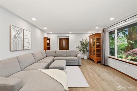 8930 Park Ridge Drive W University Place WA 98467