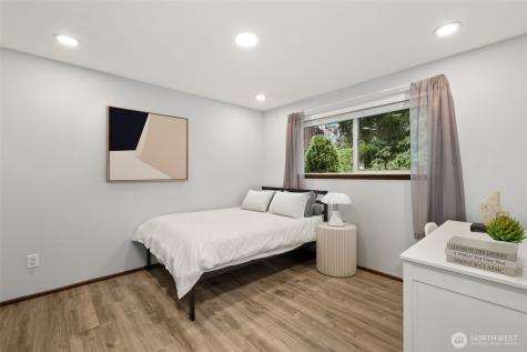 8930 Park Ridge Drive W University Place WA 98467