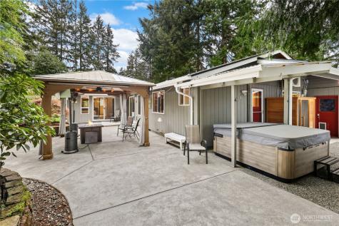 8930 Park Ridge Drive W University Place WA 98467
