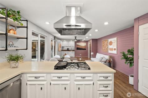 8930 Park Ridge Drive W University Place WA 98467