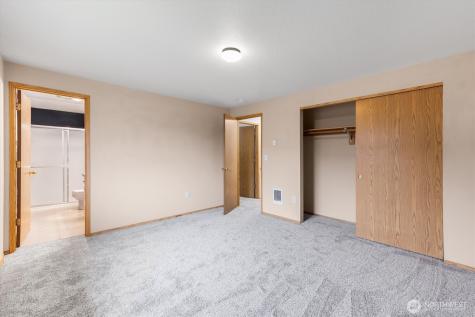 107 Mission Road Kelso WA 98626