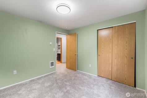 107 Mission Road Kelso WA 98626