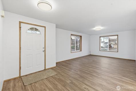 107 Mission Road Kelso WA 98626
