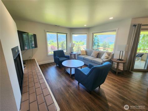 1 Lodge 616-c Manson WA 98816
