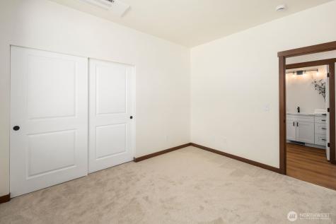1676 Pedersen Farm Lane Oak Harbor WA 98277
