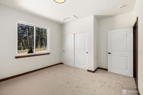 1676 Pedersen Farm Lane Oak Harbor WA 98277