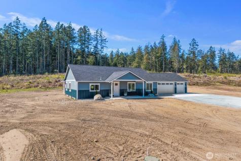 1676 Pedersen Farm Lane Oak Harbor WA 98277