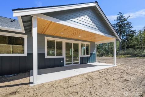 1676 Pedersen Farm Lane Oak Harbor WA 98277