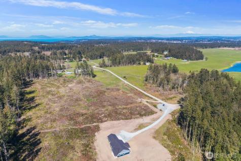 1676 Pedersen Farm Lane Oak Harbor WA 98277