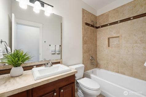 7276 Rosemount Circle Tacoma WA 98465