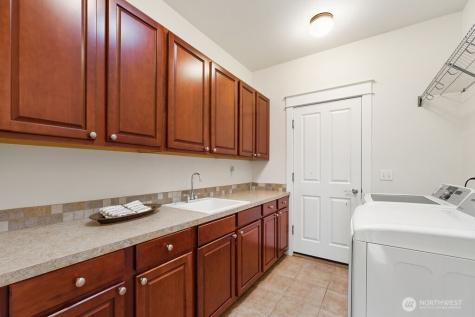 7276 Rosemount Circle Tacoma WA 98465