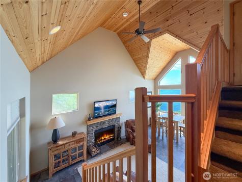 49 Whidbey Island Drive Everett WA 98206