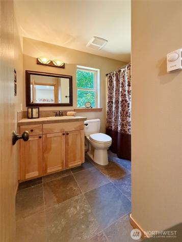 49 Whidbey Island Drive Everett WA 98206