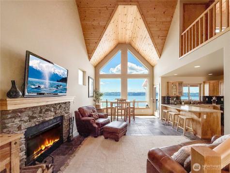 49 Whidbey Island Drive Everett WA 98206