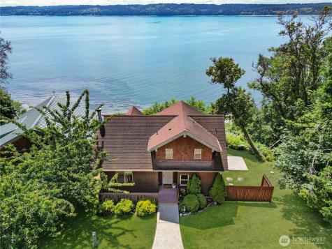 49 Whidbey Island Drive Everett WA 98206