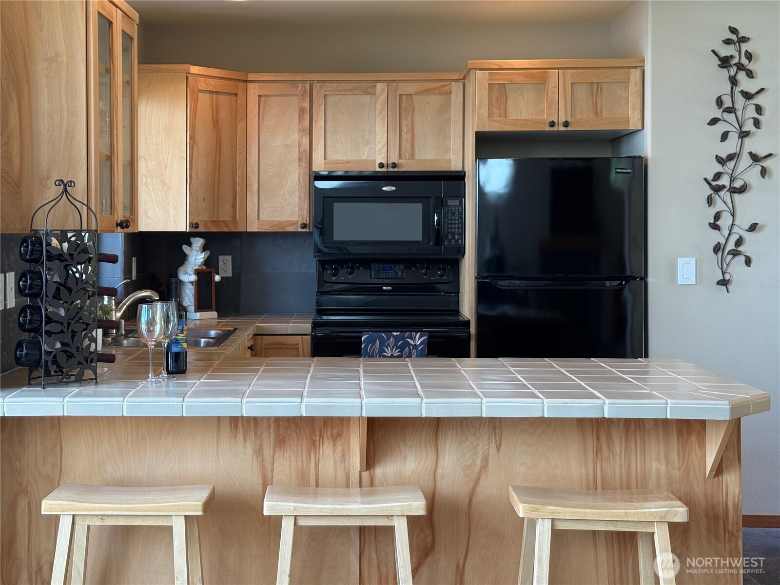 49 M Whidbey Island Drive Hat Island WA 98206