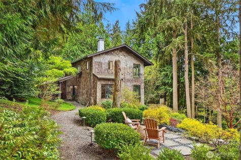 8151 NE Hidden Cove Road Bainbridge Island WA 98110