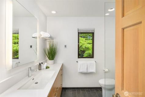 8151 NE Hidden Cove Road Bainbridge Island WA 98110