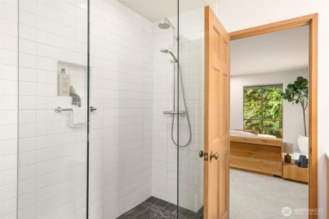 8151 NE Hidden Cove Road Bainbridge Island WA 98110