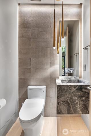 204 Northside Road Bellevue WA 98004