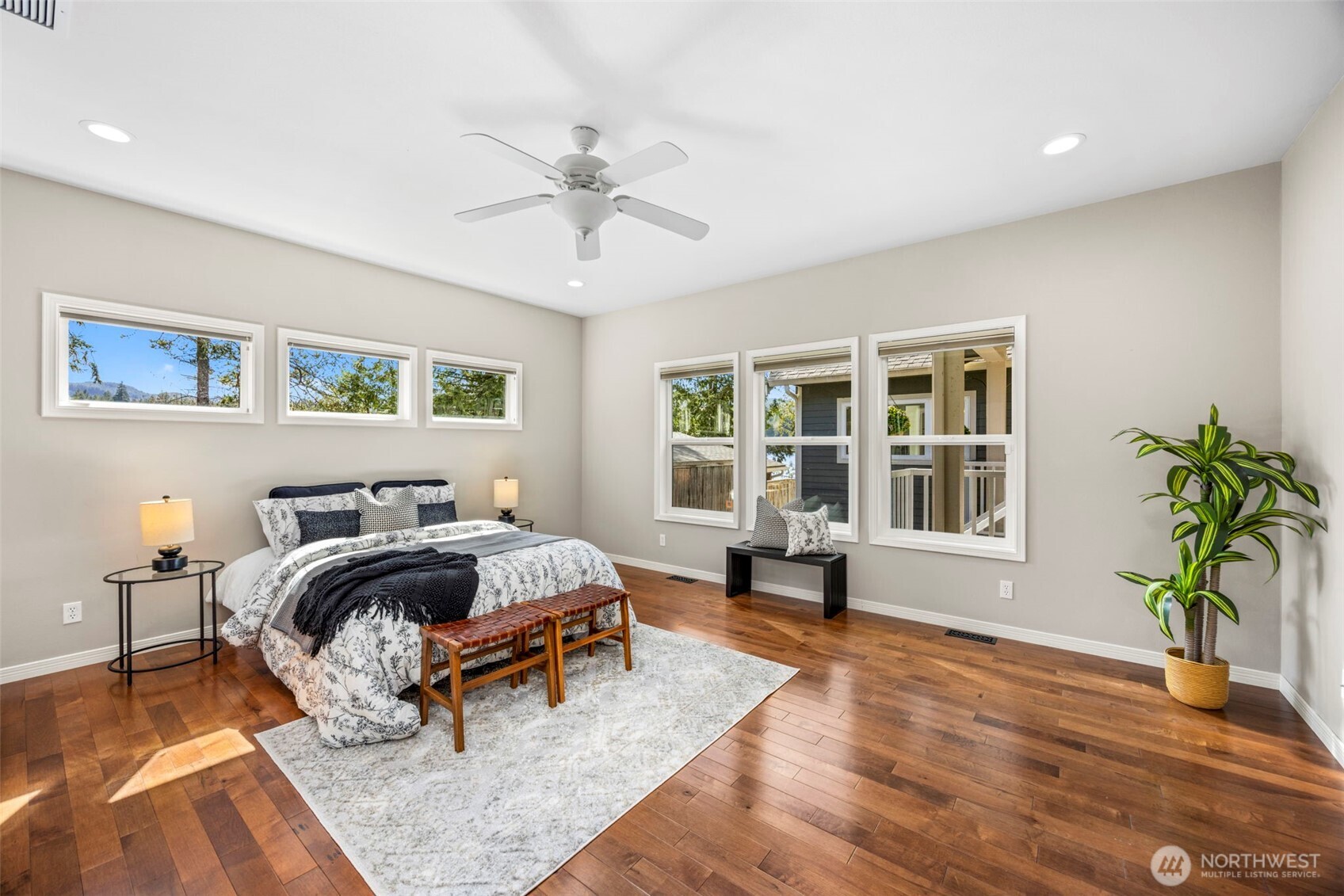 4455 Lakeview Court NW Bremerton WA 98312