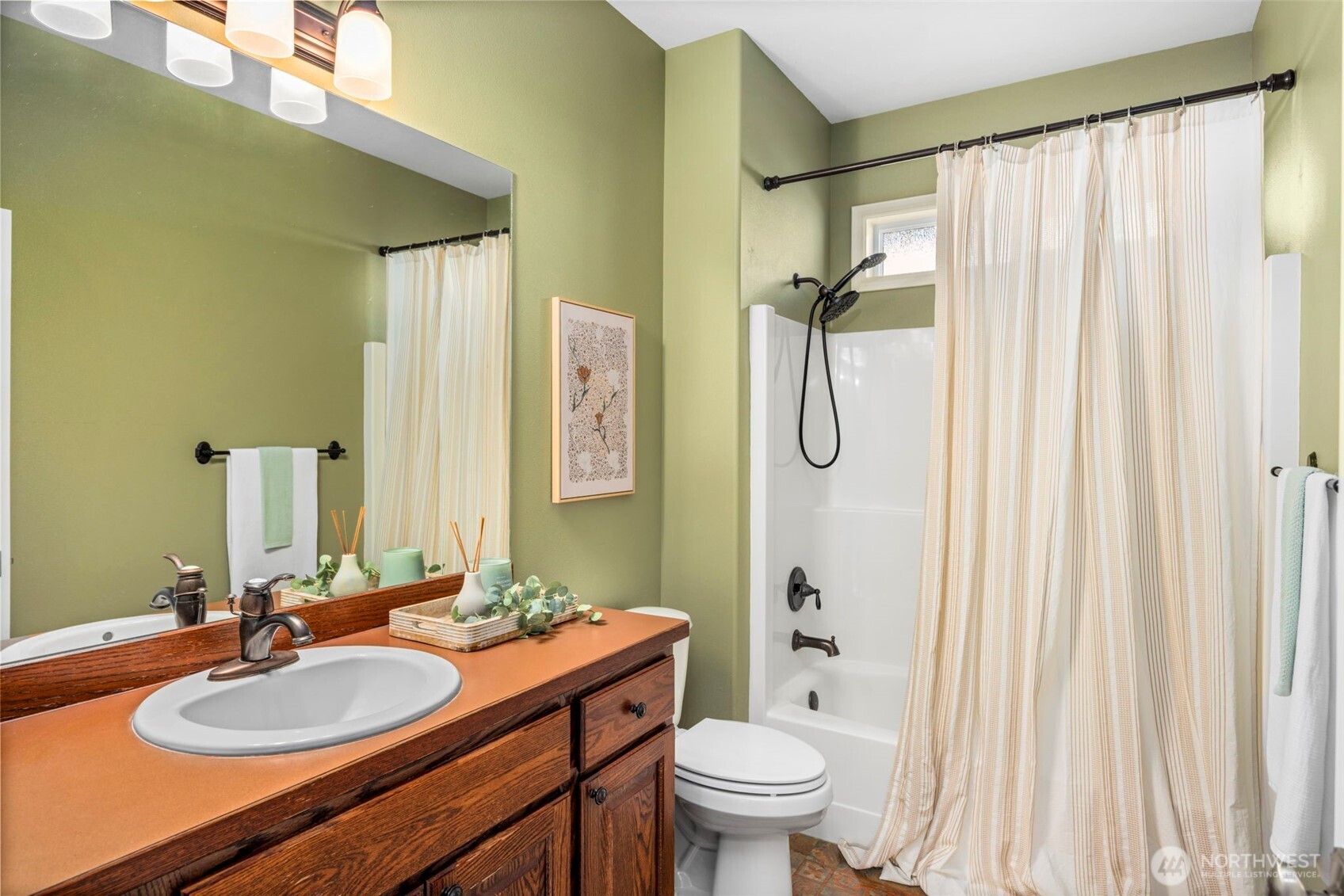 4455 Lakeview Court NW Bremerton WA 98312