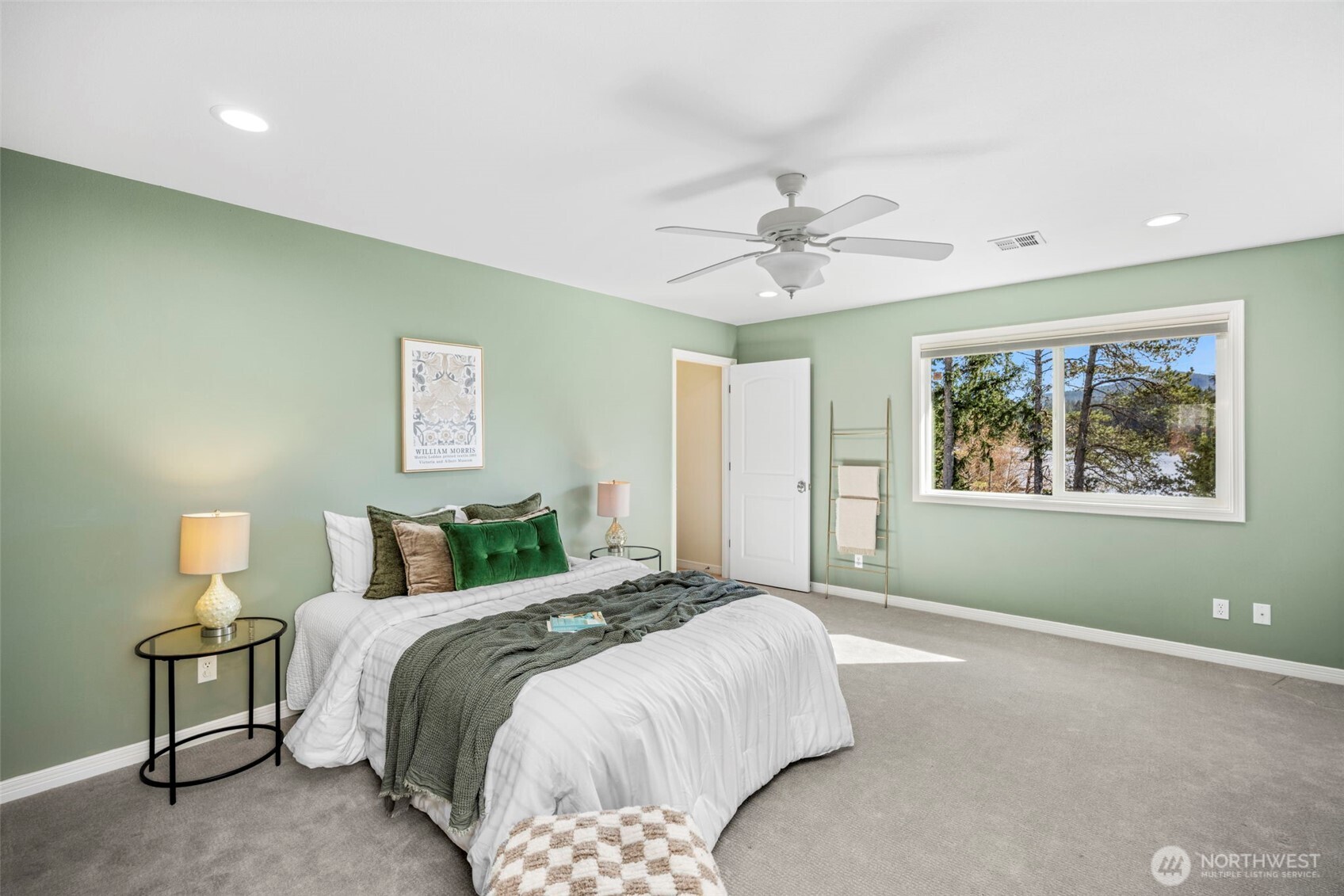 4455 Lakeview Court NW Bremerton WA 98312