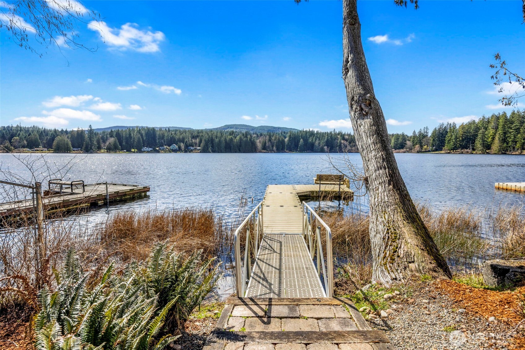 4455 Lakeview Court NW Bremerton WA 98312