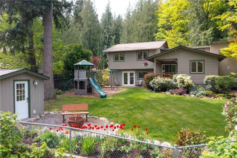 1536 Glen Cove Lane Bellingham WA 98229